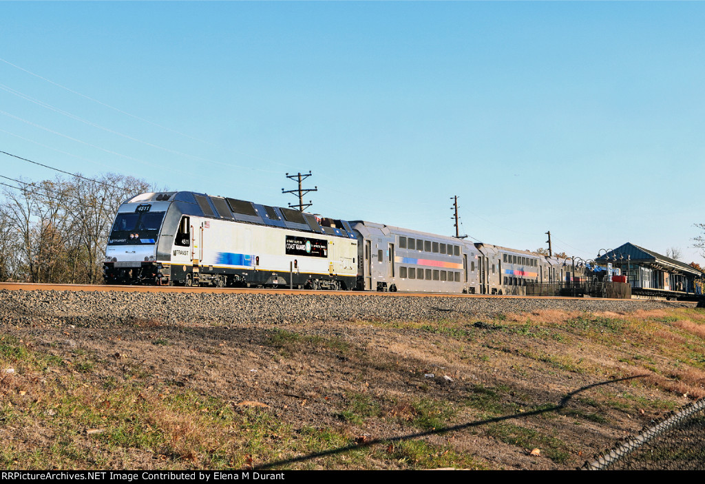 NJT 4511 on train 5513